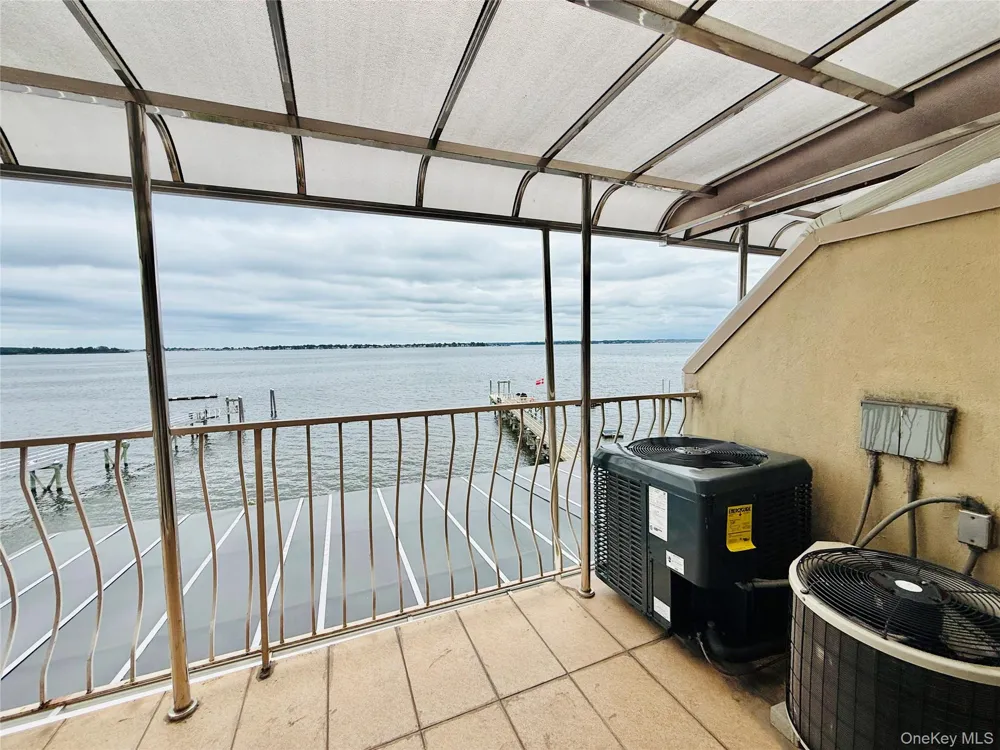 822 Dean Avenue Bronx, NY 10465