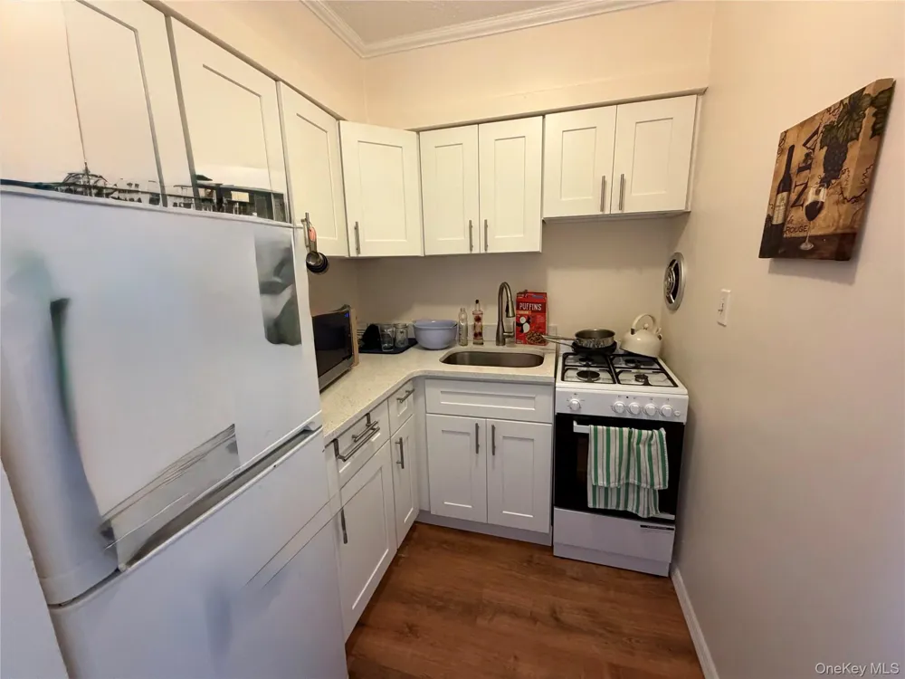 65 W Broadway #11B Long Beach, NY 11561