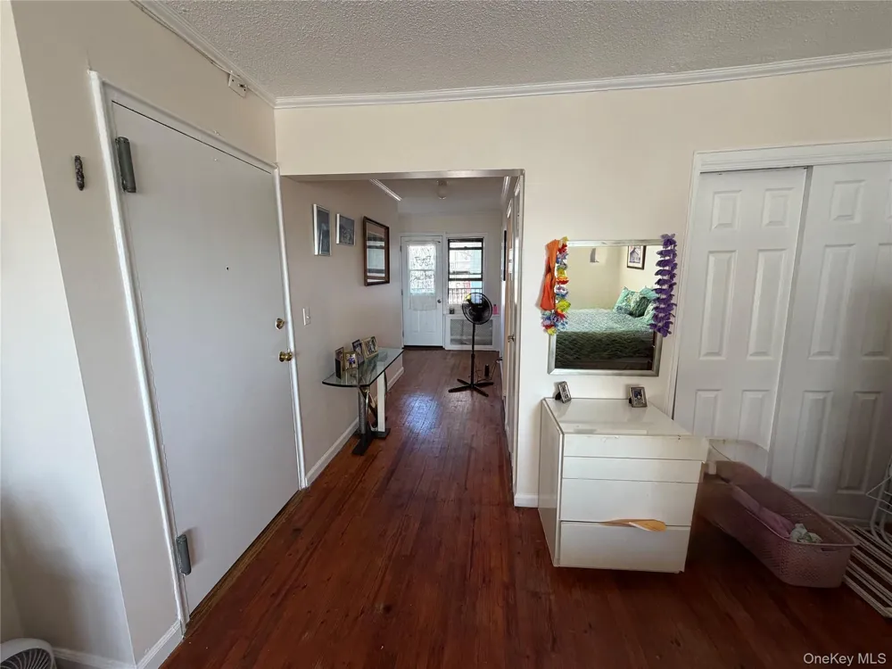 65 W Broadway #11B Long Beach, NY 11561