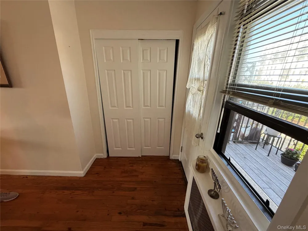65 W Broadway #11B Long Beach, NY 11561