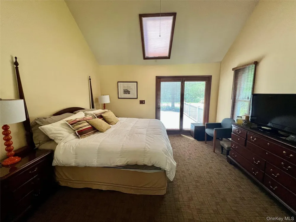 300 Old Sawmill Road Germantown, NY 12526