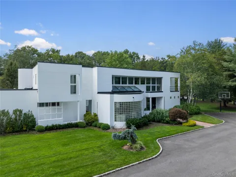 1 Vista Drive