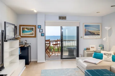 360 Shore Road #3E