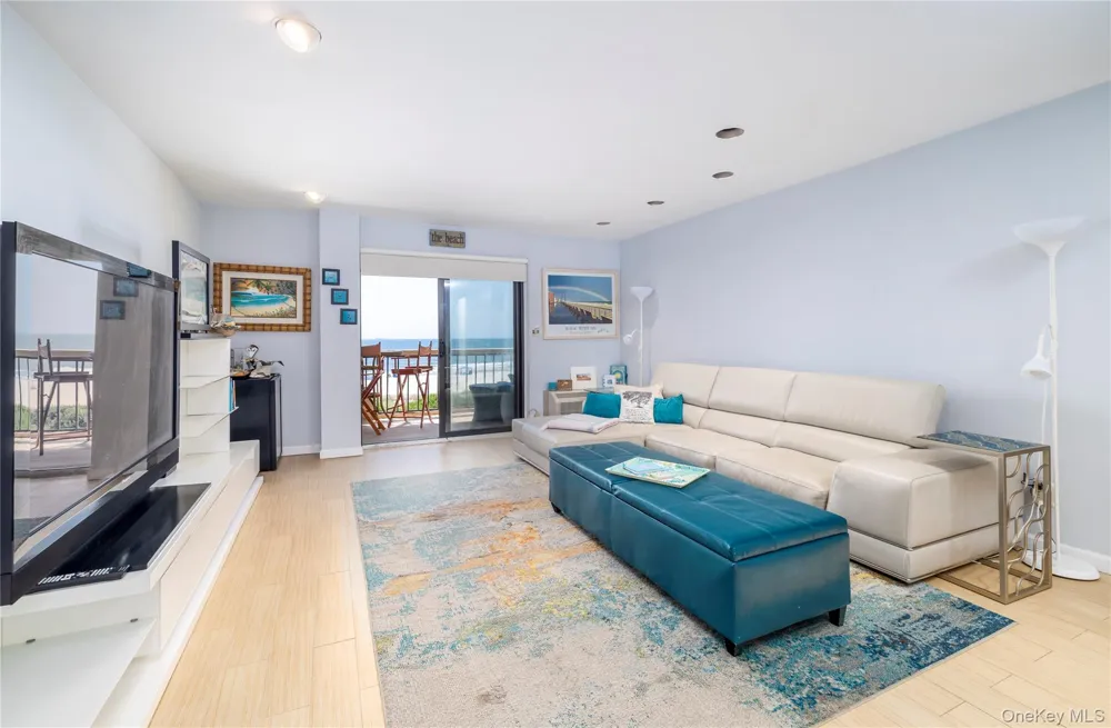 360 Shore Road #3E Long Beach, NY 11561