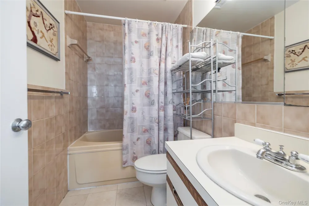 360 Shore Road #3E Long Beach, NY 11561