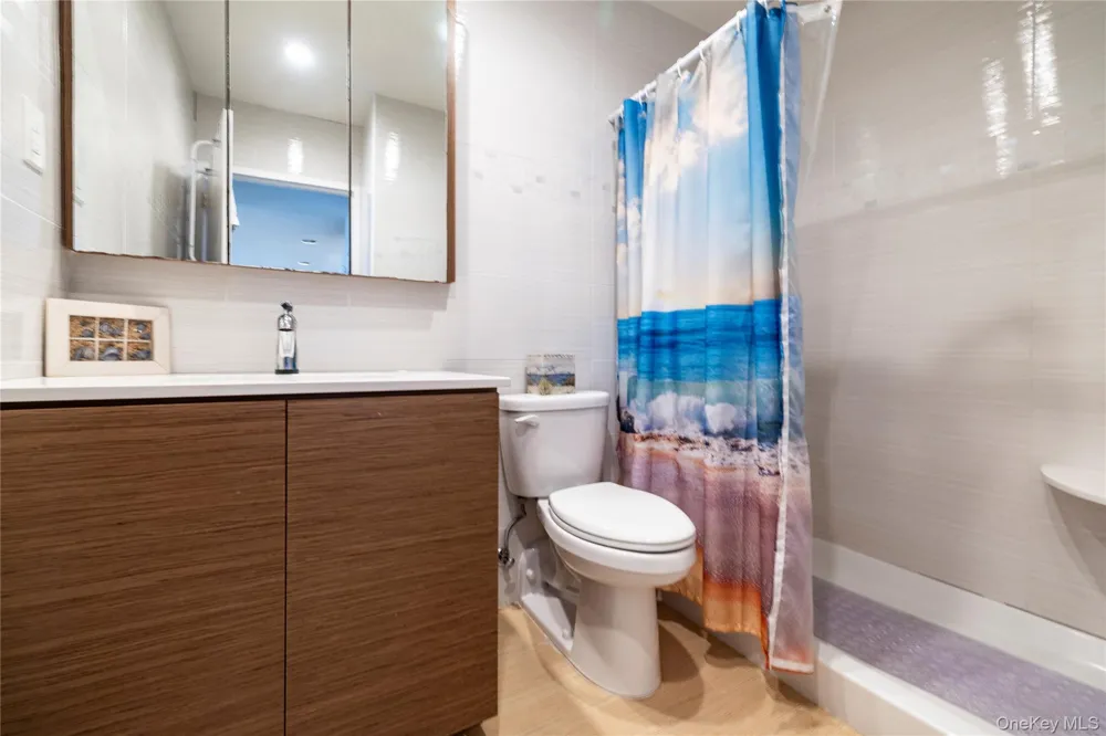 360 Shore Road #3E Long Beach, NY 11561