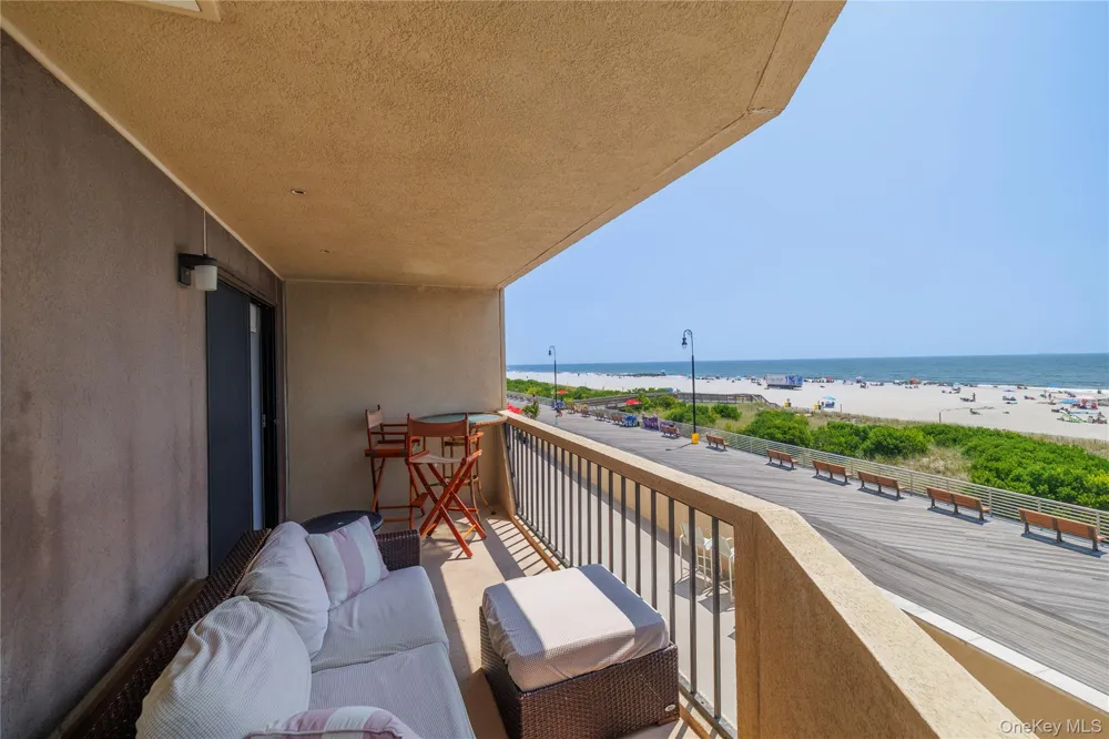 360 Shore Road #3E Long Beach, NY 11561