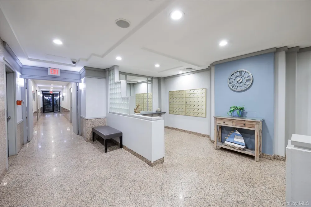 360 Shore Road #3E Long Beach, NY 11561