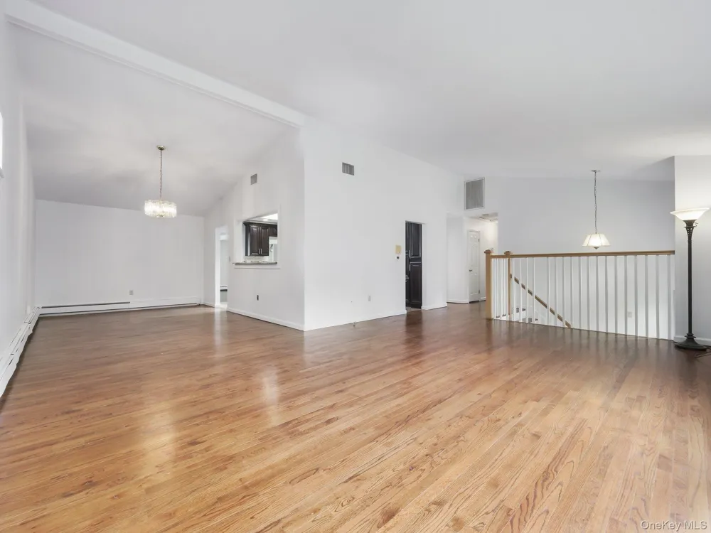 22 Lorna Lane Airmont, NY 10952