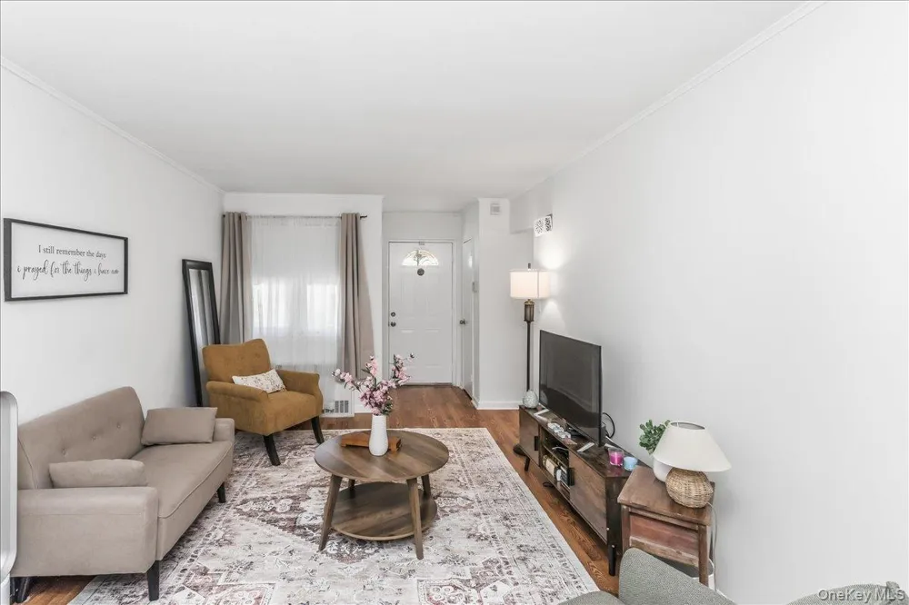 73-21 Cook Avenue Middle Village, NY 11379