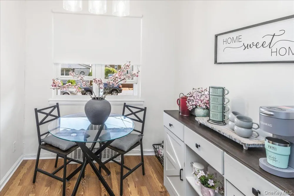 73-21 Cook Avenue Middle Village, NY 11379