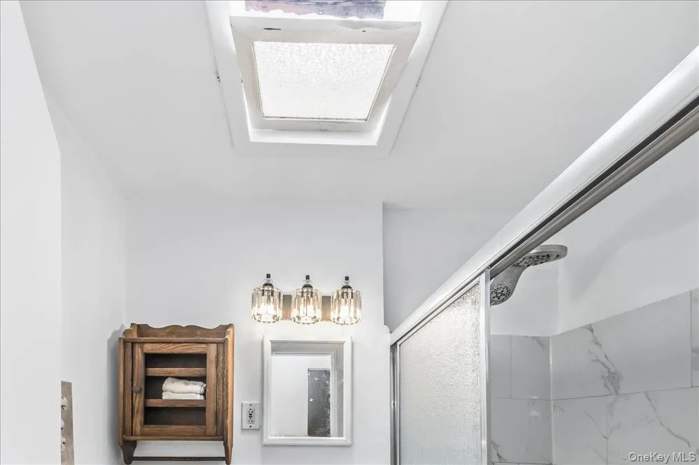 73-21 Cook Avenue Middle Village, NY 11379
