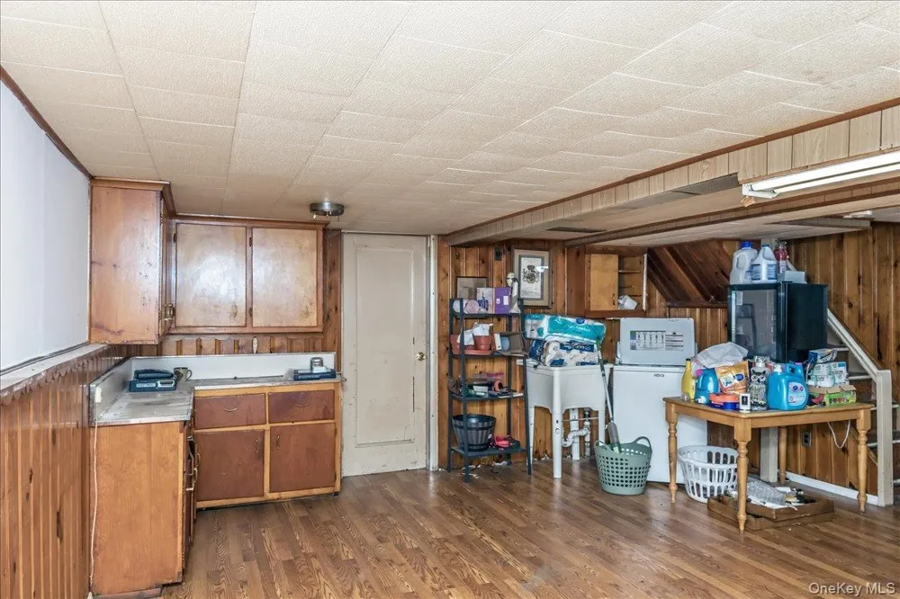 73-21 Cook Avenue Middle Village, NY 11379