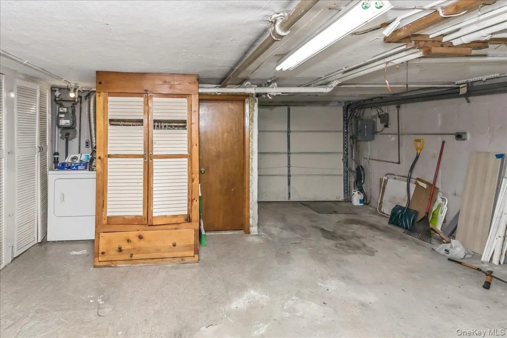 73-21 Cook Avenue Middle Village, NY 11379