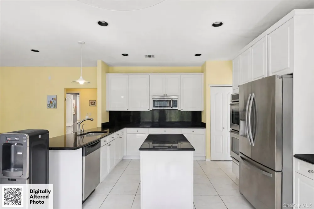 160 Windwatch Drive Hauppauge, NY 11788