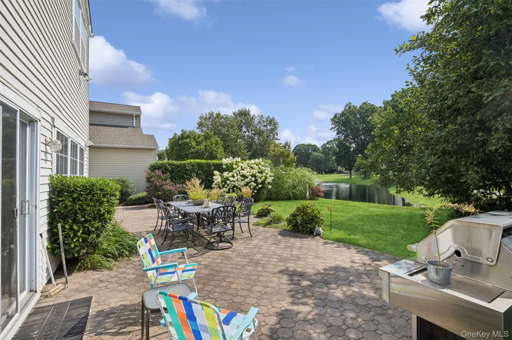 160 Windwatch Drive Hauppauge, NY 11788