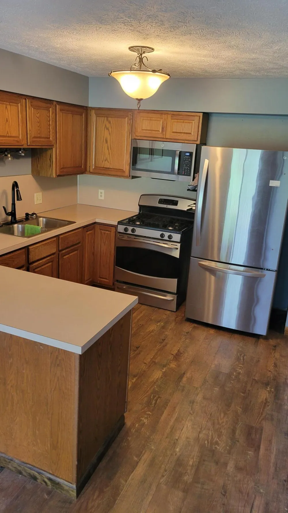 607 Gardenview Drive SW #131 Byron Center, MI 49315