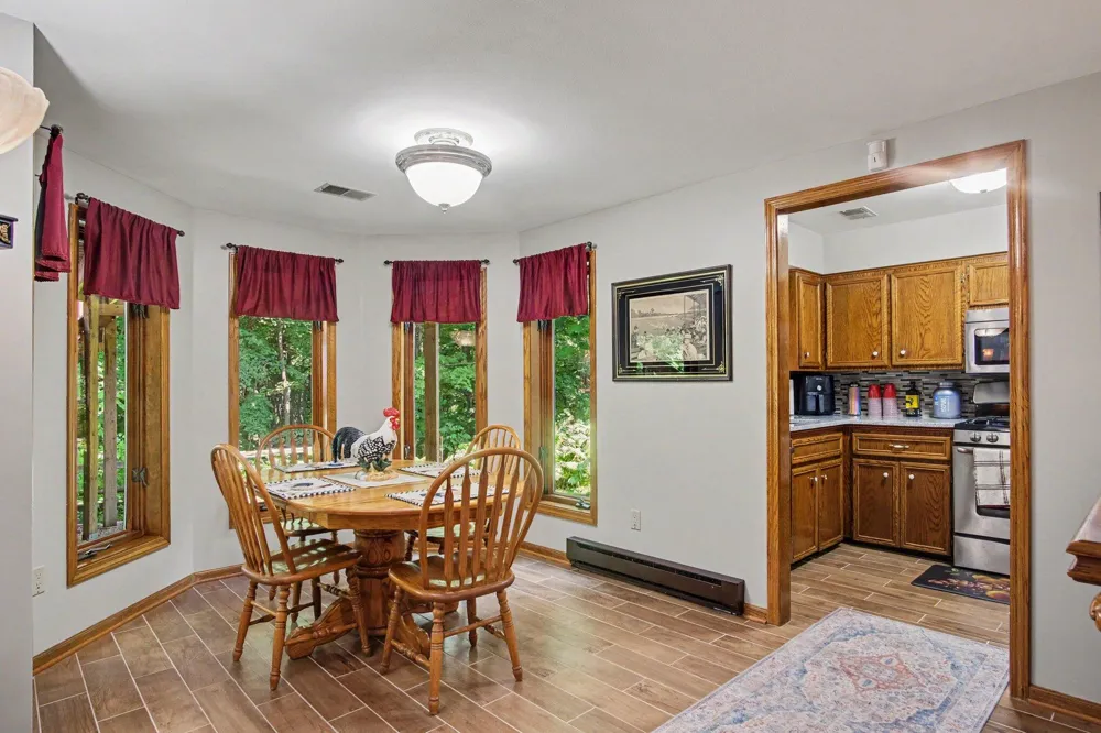 7930 Crestview Drive NE Belmont, MI 49306