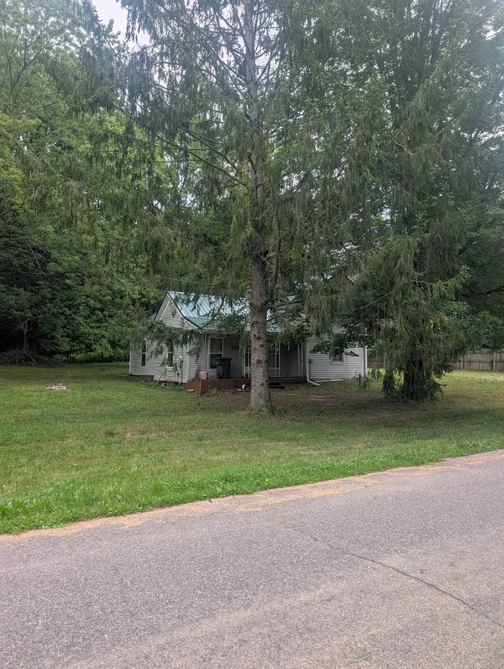 215 S Monroe Street Bloomingdale, MI 49026