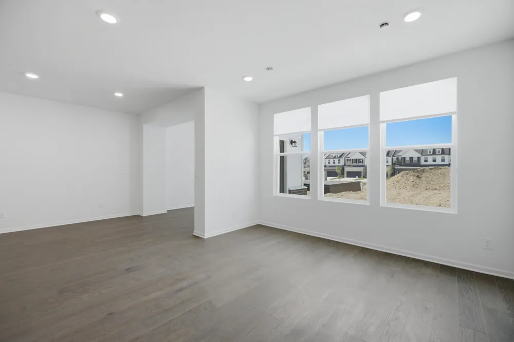 5574 E Spaniel Drive Ann Arbor, MI 48108