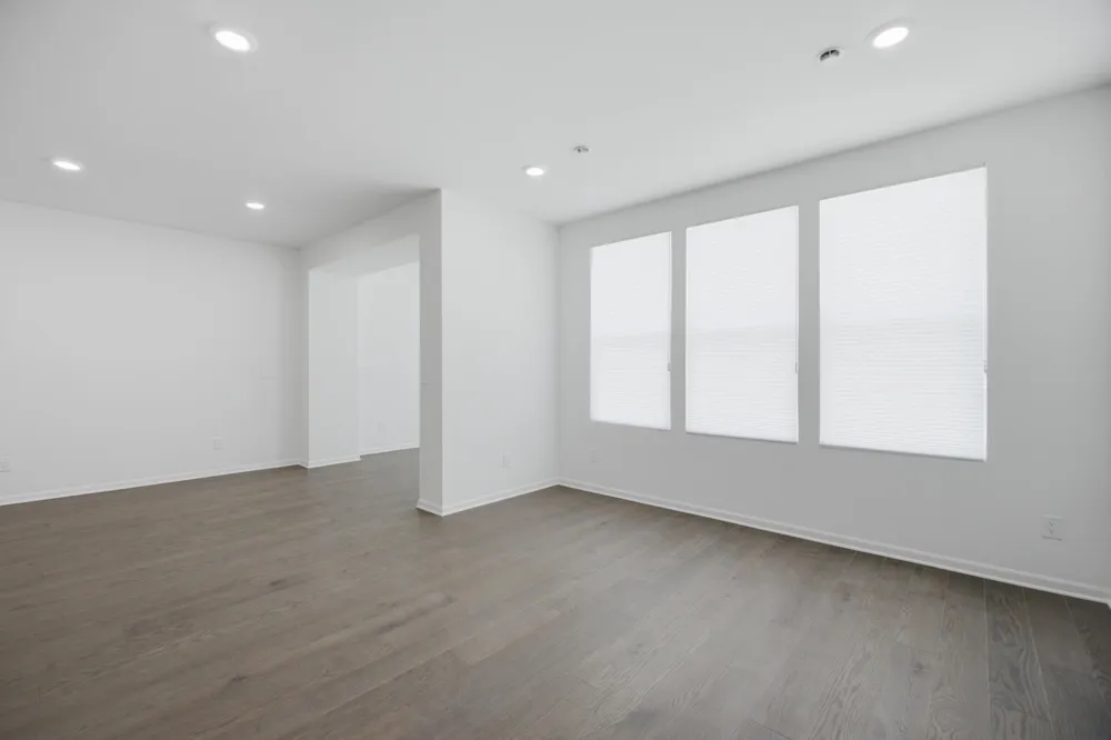 5574 E Spaniel Drive Ann Arbor, MI 48108