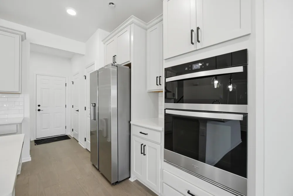 5574 E Spaniel Drive Ann Arbor, MI 48108