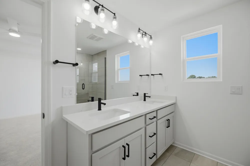 5574 E Spaniel Drive Ann Arbor, MI 48108