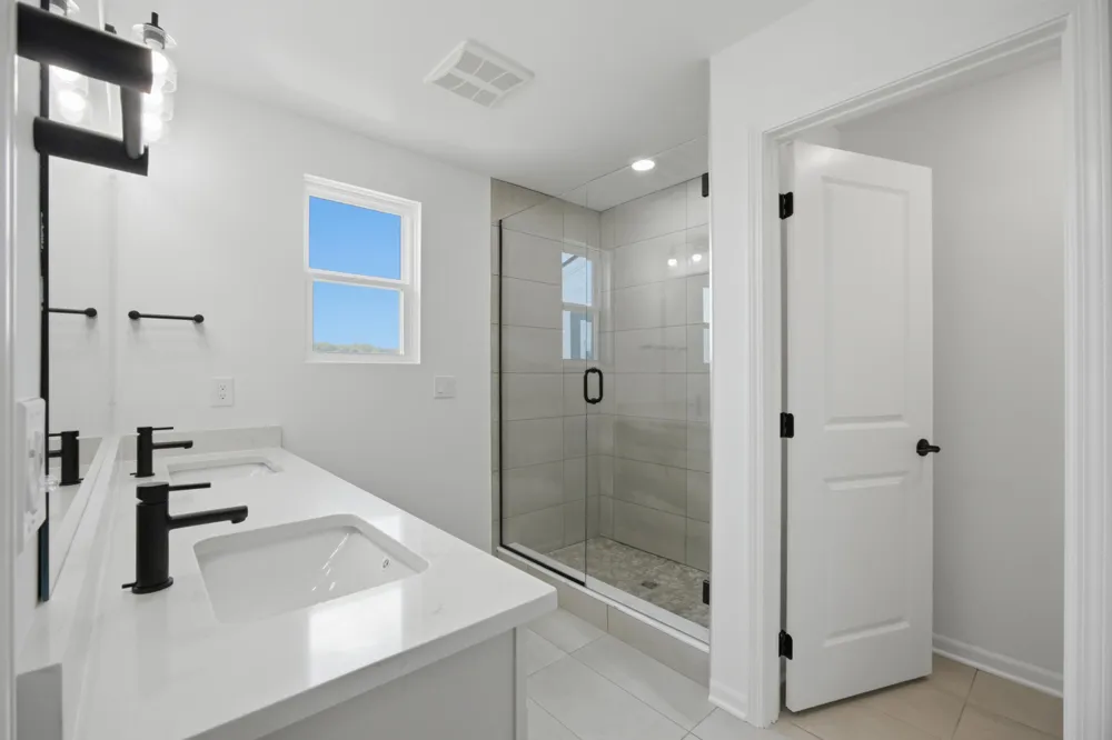 5574 E Spaniel Drive Ann Arbor, MI 48108