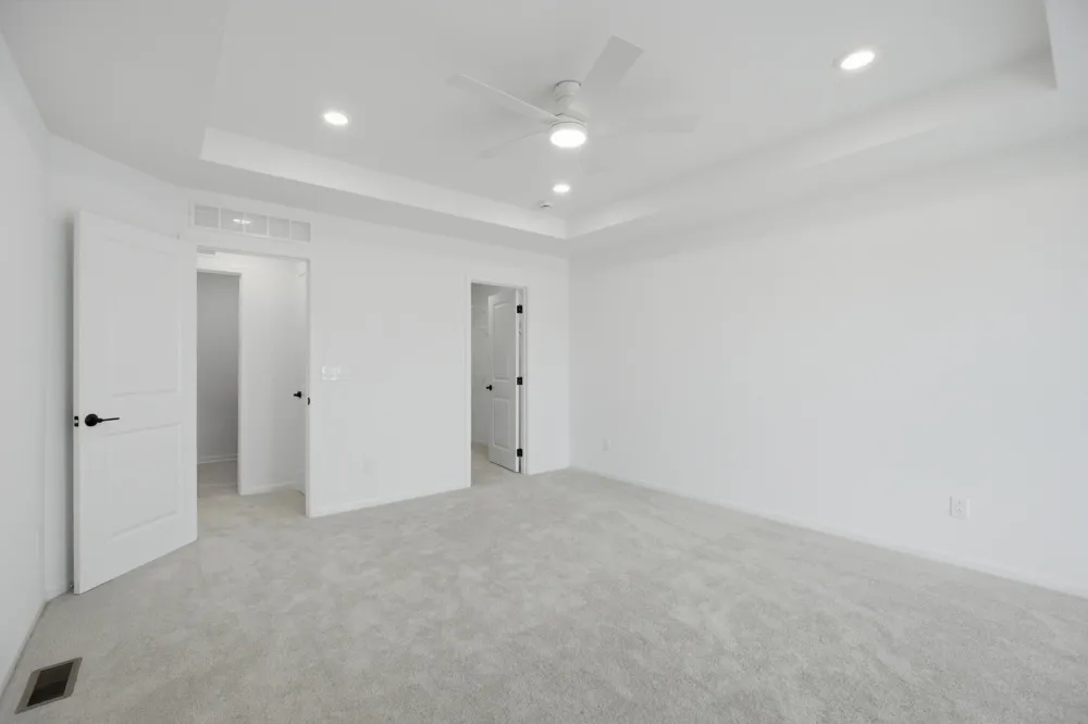 5574 E Spaniel Drive Ann Arbor, MI 48108