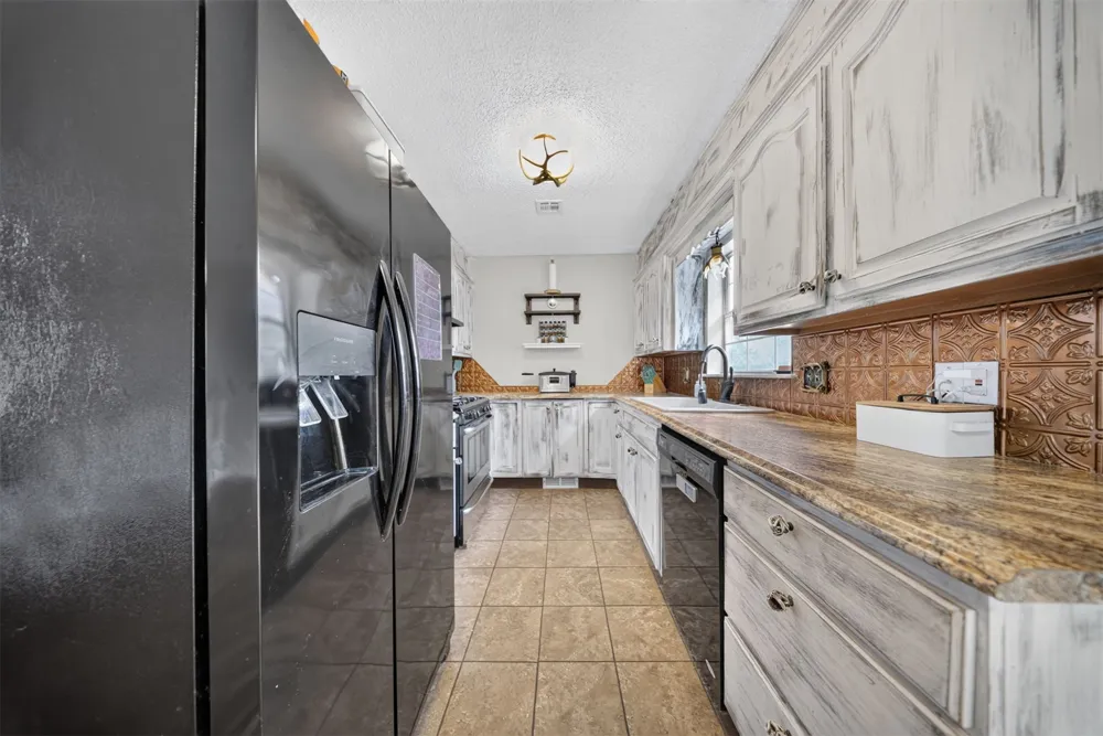 7000 E 375 ROAD Oologah, OK 74053