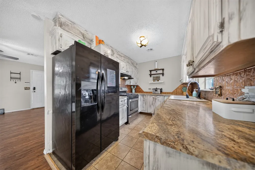 7000 E 375 ROAD Oologah, OK 74053