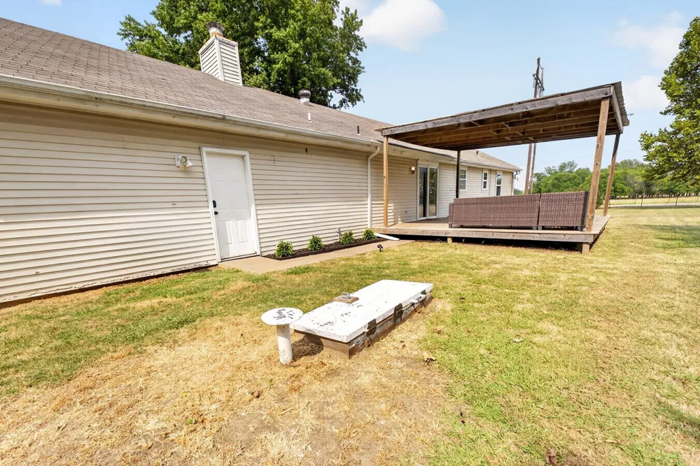 7000 E 375 ROAD Oologah, OK 74053