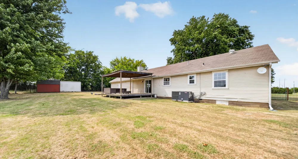 7000 E 375 ROAD Oologah, OK 74053