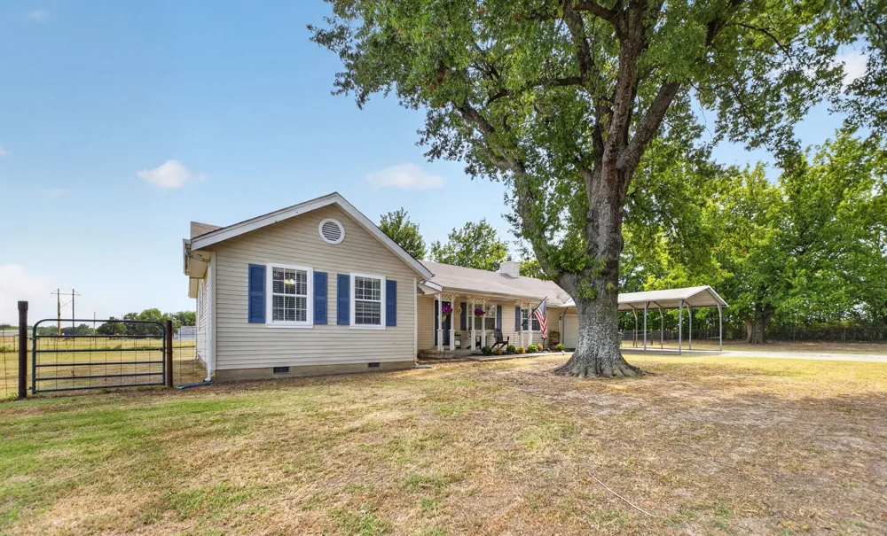 7000 E 375 ROAD Oologah, OK 74053