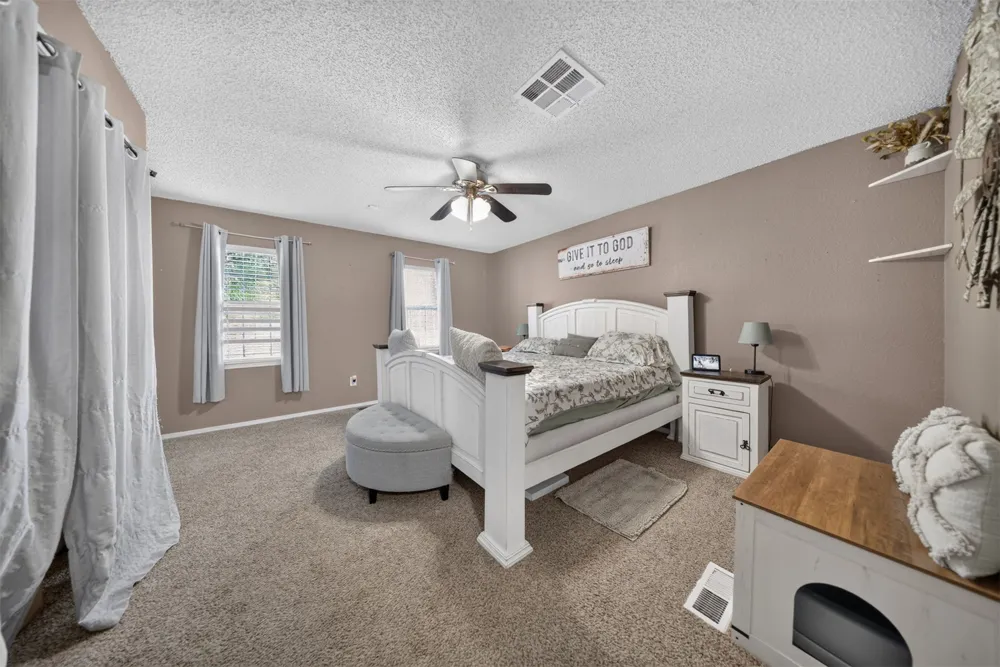 7000 E 375 ROAD Oologah, OK 74053