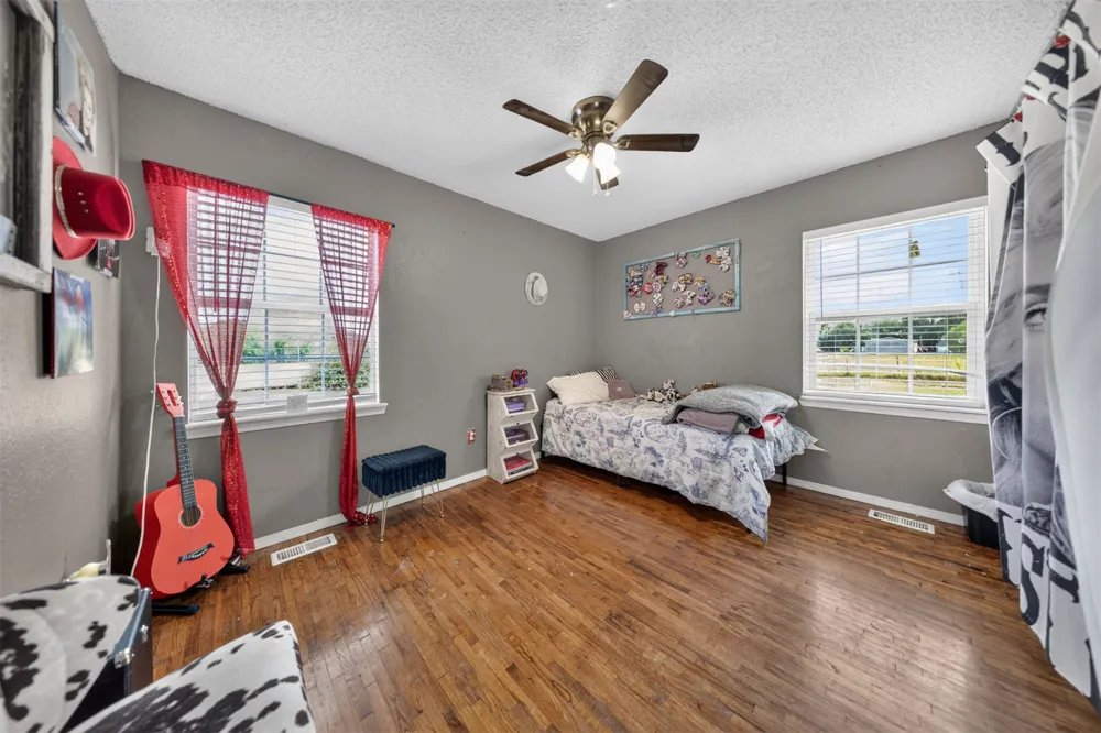 7000 E 375 ROAD Oologah, OK 74053
