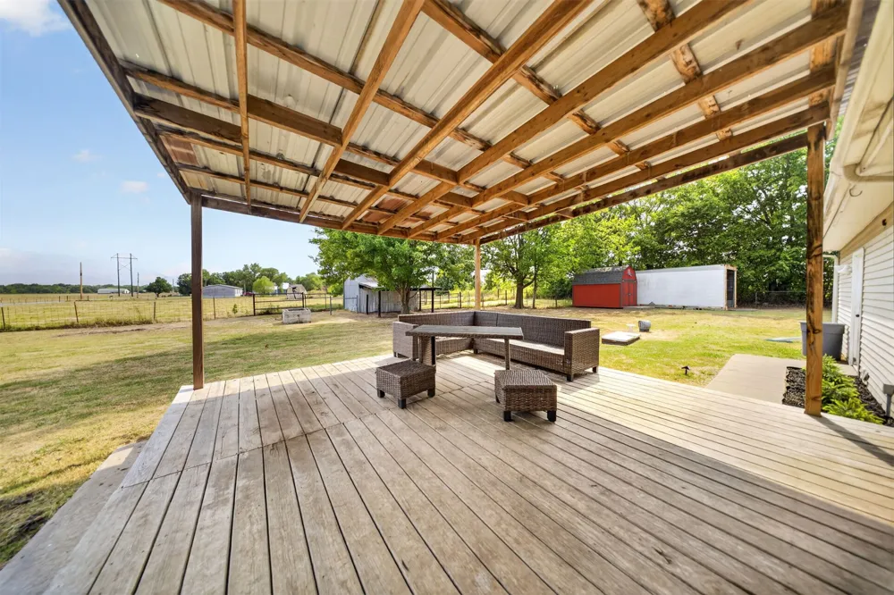 7000 E 375 ROAD Oologah, OK 74053
