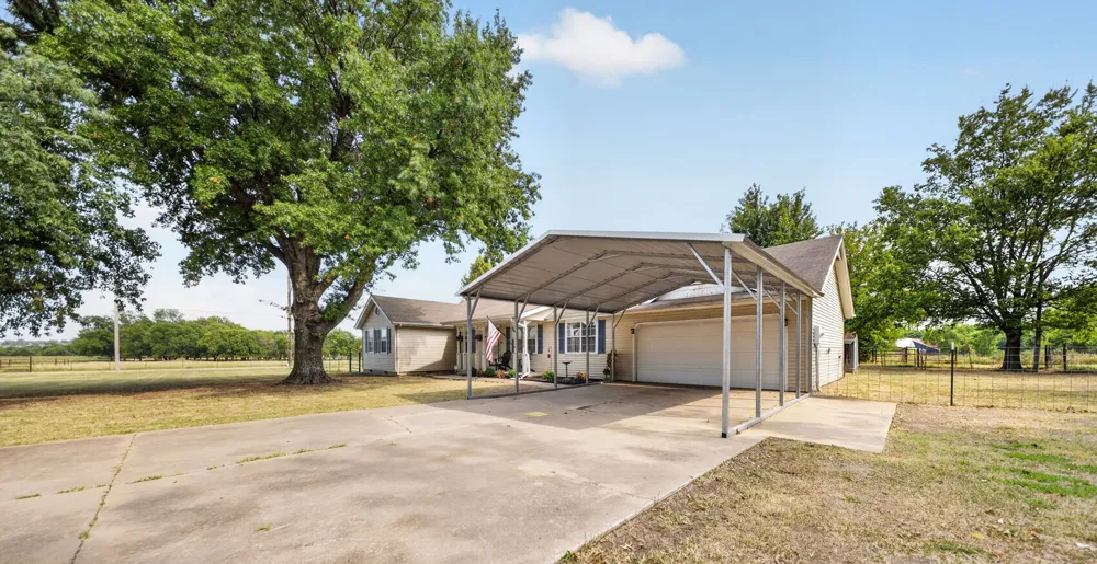 7000 E 375 ROAD Oologah, OK 74053