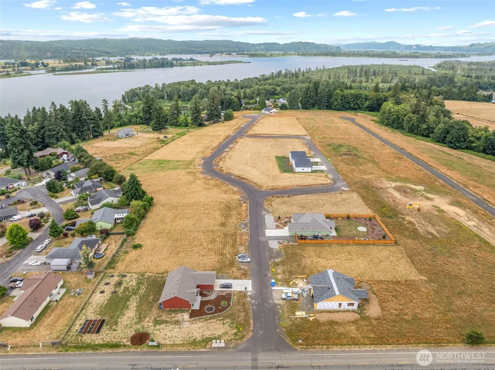 18 Sunnyfield Drive #LOT 14 Cathlamet, WA 98612