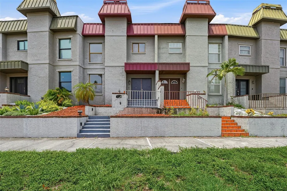 170 E DAVIS BOULEVARD Tampa, FL 33606