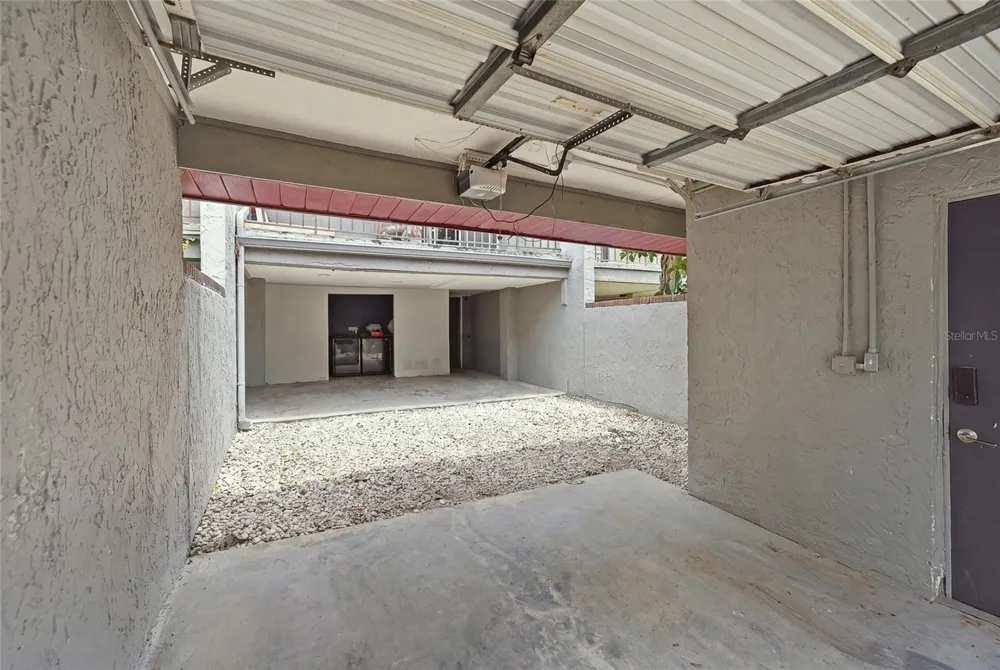 170 E DAVIS BOULEVARD Tampa, FL 33606