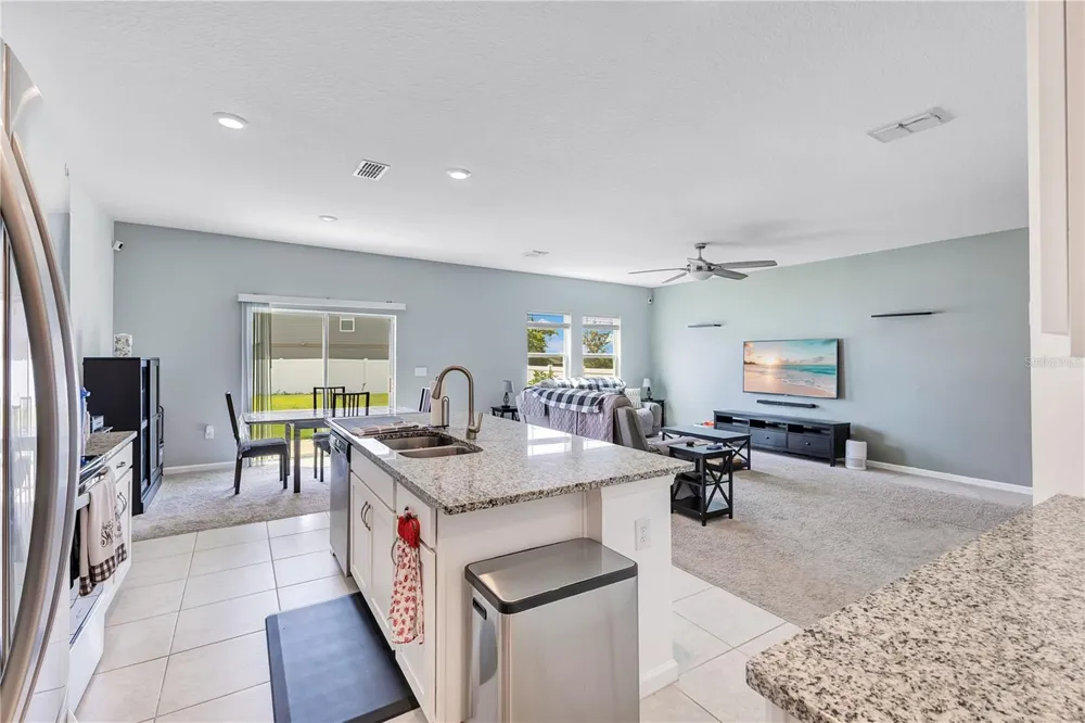 1687 BEAR MOUNTAIN LANE Minneola, FL 34715
