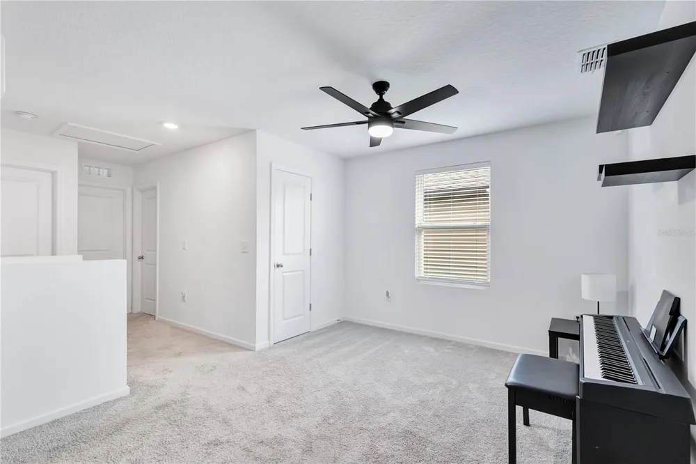 1687 BEAR MOUNTAIN LANE Minneola, FL 34715