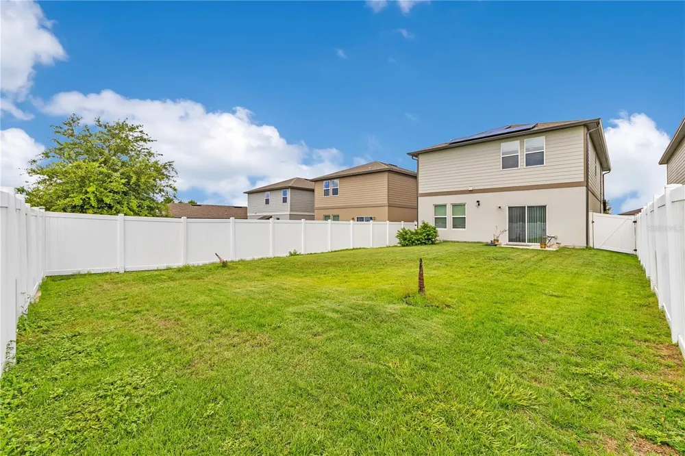 1687 BEAR MOUNTAIN LANE Minneola, FL 34715