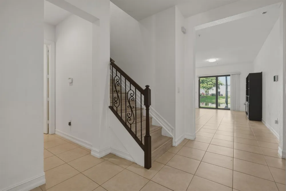 11562 SW 13th Lane Pembroke Pines, FL 33025