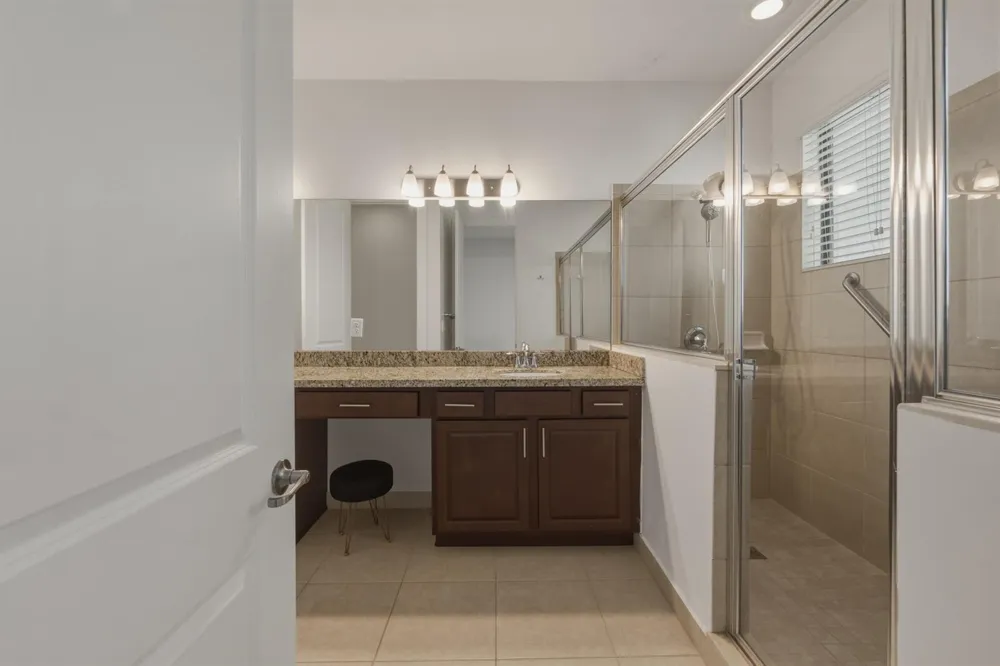 11562 SW 13th Lane Pembroke Pines, FL 33025