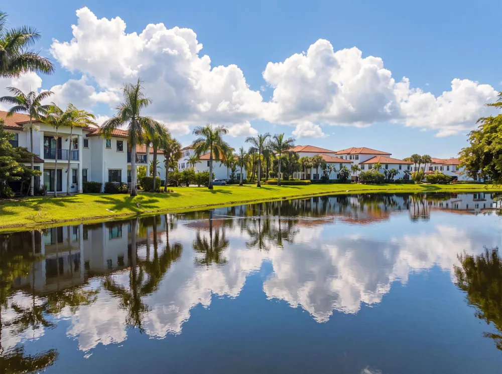 11562 SW 13th Lane Pembroke Pines, FL 33025