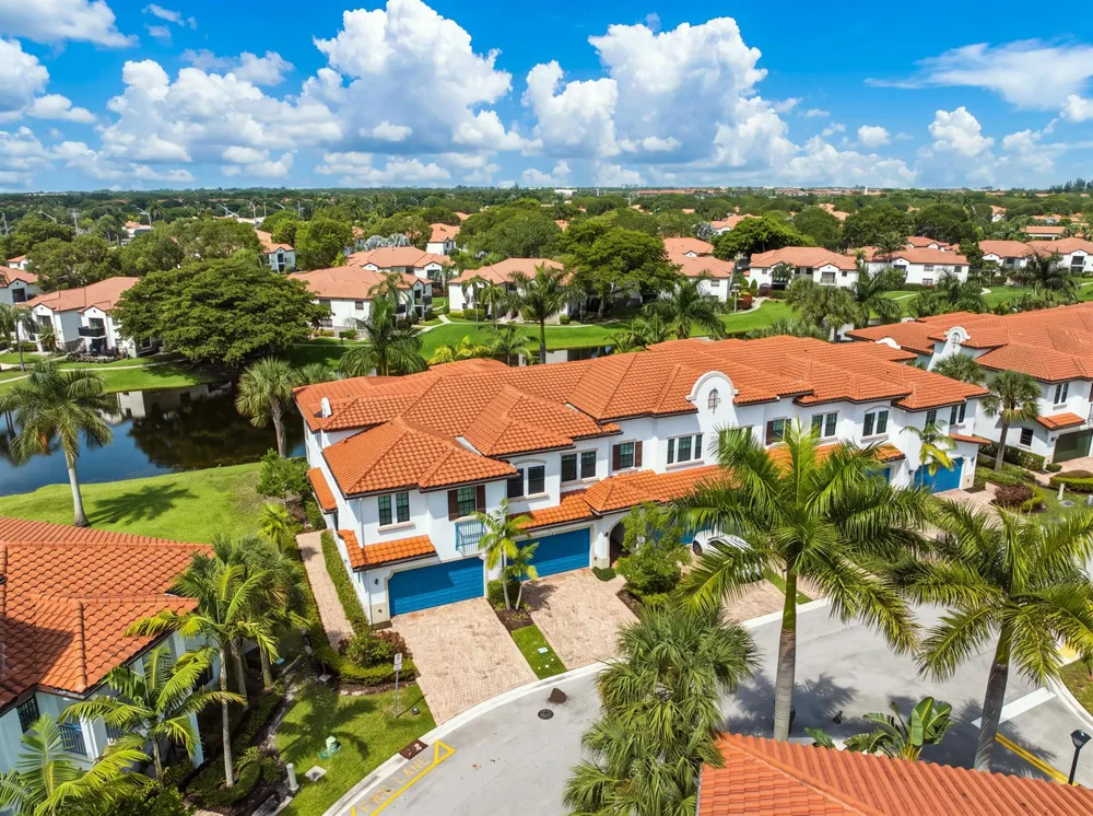 11562 SW 13th Lane Pembroke Pines, FL 33025