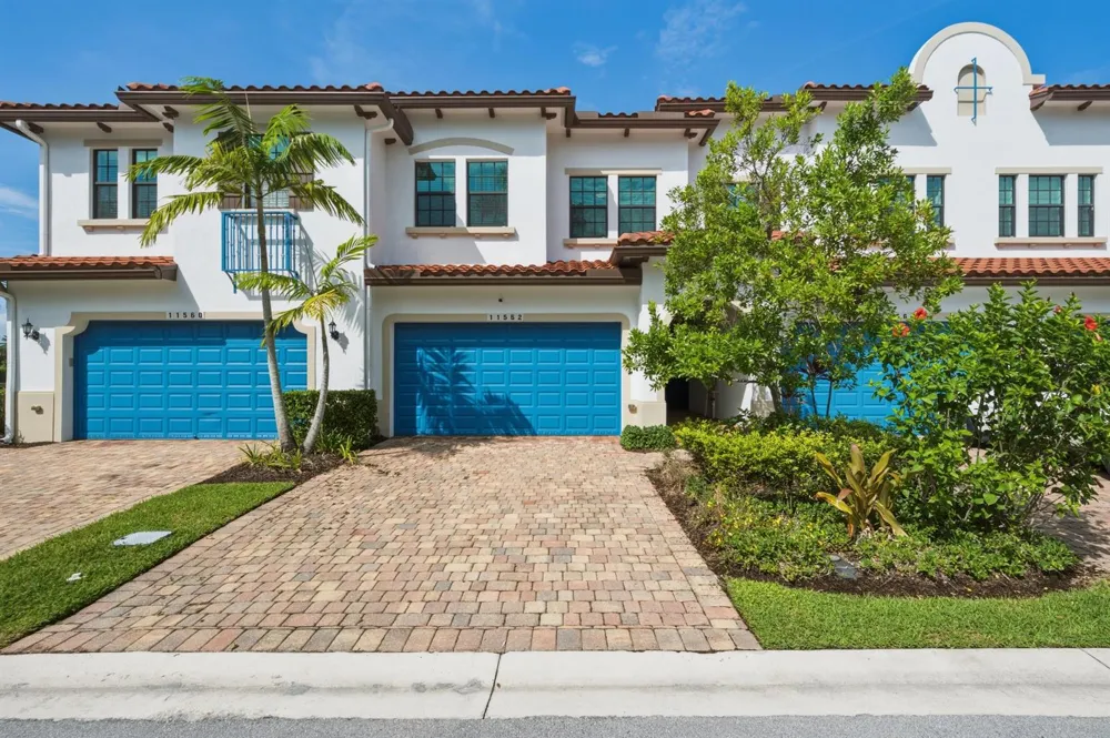 11562 SW 13th Lane Pembroke Pines, FL 33025