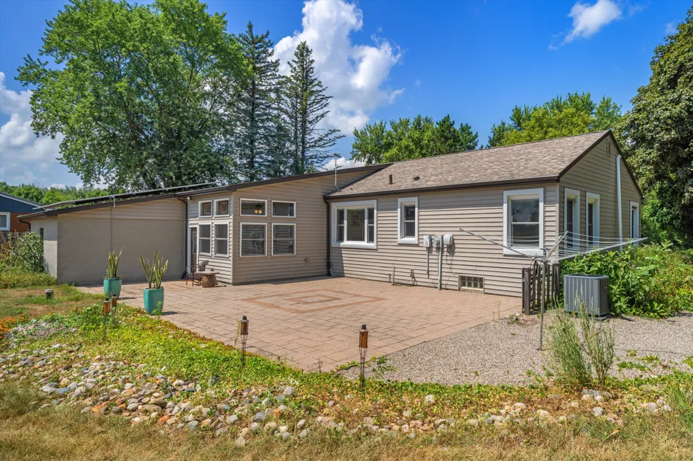 5226 Pontiac Trail Northfield Township, MI 48105